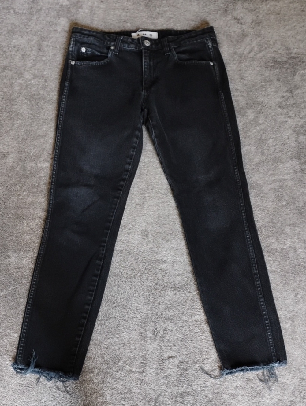 AMO Stix Crop Jeans Black Magic